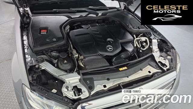 MERCEDES BENZ E-Classe W213 E220d Exclusive 2017 — photo 6 sur 26