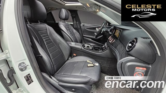 MERCEDES BENZ E-Classe W213 E220d 4MATIC Avantgarde 2017 — photo 10 sur 20