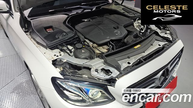 MERCEDES BENZ E-Classe W213 E220d 4MATIC Avantgarde 2017 — photo 6 sur 20