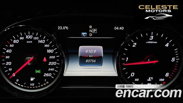 MERCEDES BENZ E-Classe W213 E220d 4MATIC Avantgarde 2017 — photo 8 sur 20