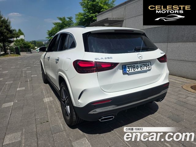MERCEDES BENZ GLA-Classe H247 GLA250 4MATIC 2025 — photo 3 sur 11