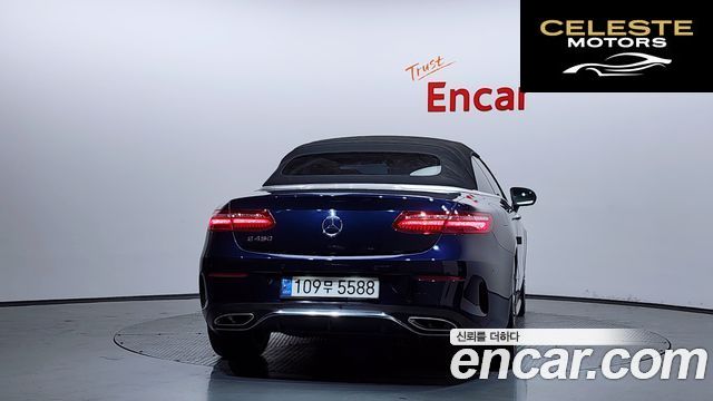 MERCEDES BENZ E-Classe W213 E400 Cabriolet 2018 — photo 4 sur 36
