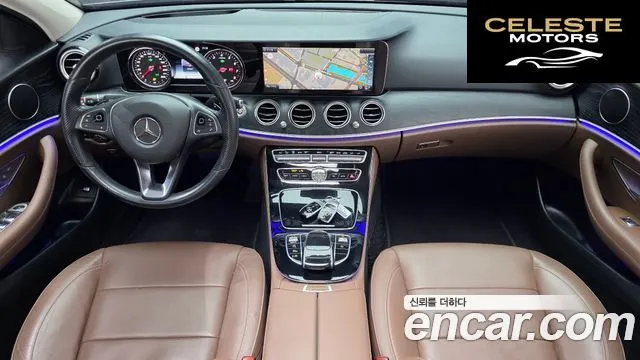 MERCEDES BENZ E-Classe W213 E300 Avantgarde 2017 — photo 7 sur 26