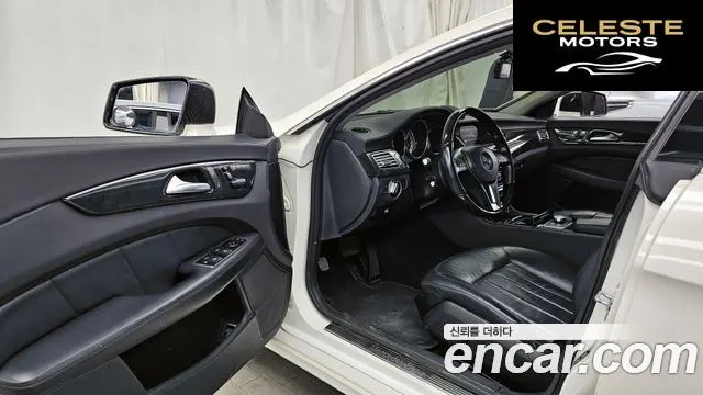 MERCEDES BENZ CLS-Classe W218 CLS350 2013 — photo 10 sur 20