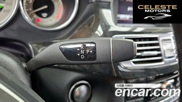 MERCEDES BENZ CLS-Classe W218 CLS350 2013 — photo 9 sur 20