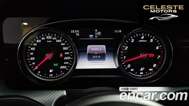 MERCEDES BENZ E-Classe W213 E250 Avantgarde 2020 — photo 10 sur 35