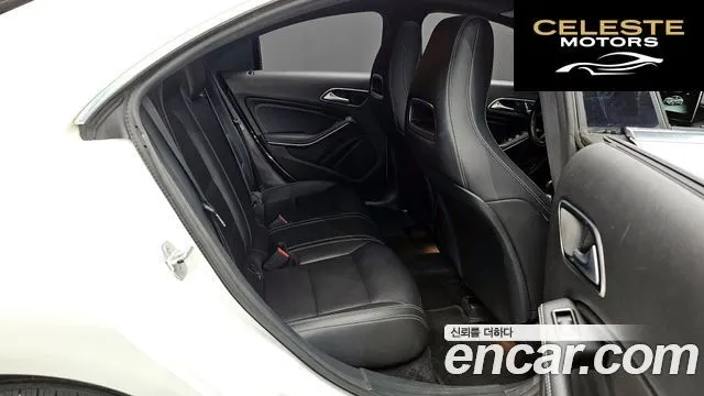 MERCEDES BENZ CLA-Classe C117 CLA250 4MATIC 2017 — photo 11 sur 20