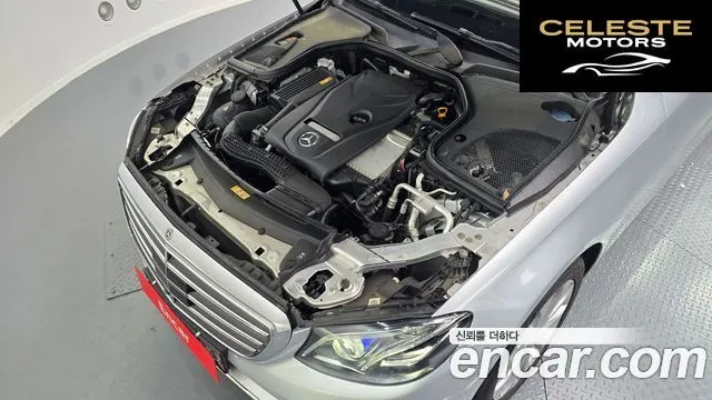 MERCEDES BENZ E-Classe W213 E300 4MATIC Exclusive 2020 — photo 6 sur 20