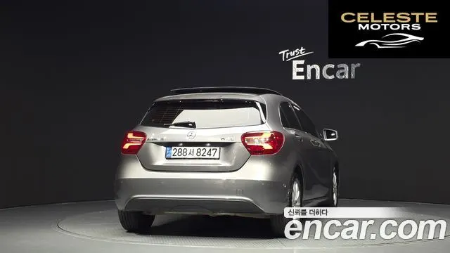 MERCEDES BENZ A-Classe W176 A200 2017 — photo 4 sur 20