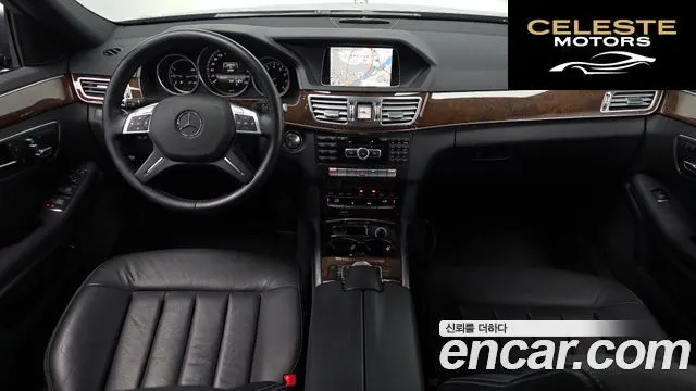 MERCEDES BENZ E-Classe W212 E300 2014 — photo 24 sur 26