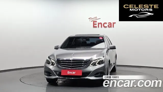 MERCEDES BENZ E-Classe W212 E300 2014 — photo 3 sur 26