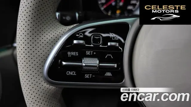 MERCEDES BENZ E-Classe W213 E300 4MATIC Exclusive 2020 — photo 18 sur 20