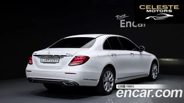 MERCEDES BENZ E-Classe W213 E300 4MATIC Exclusive 2020 — photo 2 sur 20