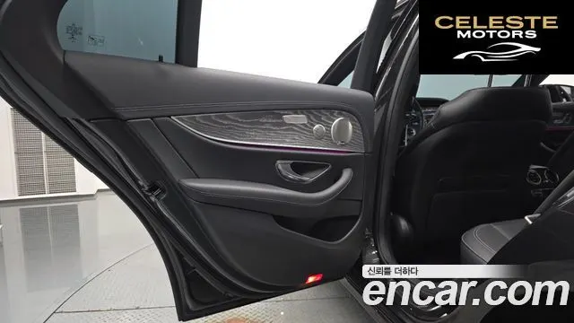 MERCEDES BENZ E-Classe W213 E350 4MATIC Avantgarde 2022 — photo 15 sur 33