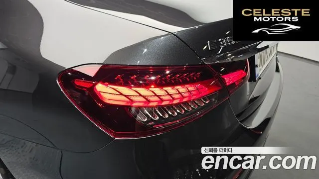 MERCEDES BENZ E-Classe W213 E350 4MATIC Avantgarde 2022 — photo 9 sur 33