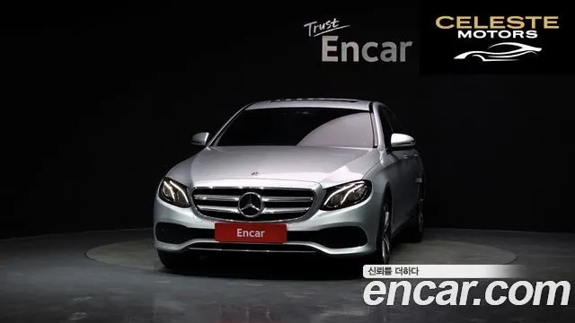 MERCEDES BENZ E-Classe W213 E300 Avantgarde 2019 — photo 3 sur 20