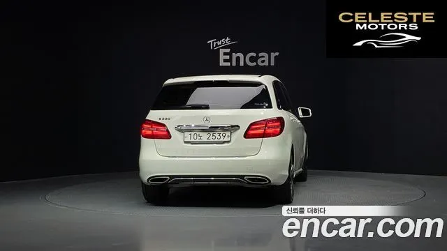 MERCEDES BENZ B-Classe W246 B220 2018 — photo 4 sur 30