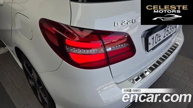 MERCEDES BENZ B-Classe W246 B220 2018 — photo 9 sur 30