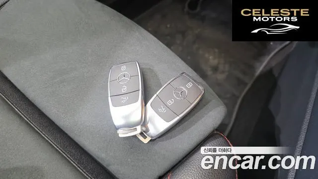 MERCEDES BENZ GLB-Classe X247 GLB250 4MATIC 2021 — photo 24 sur 31
