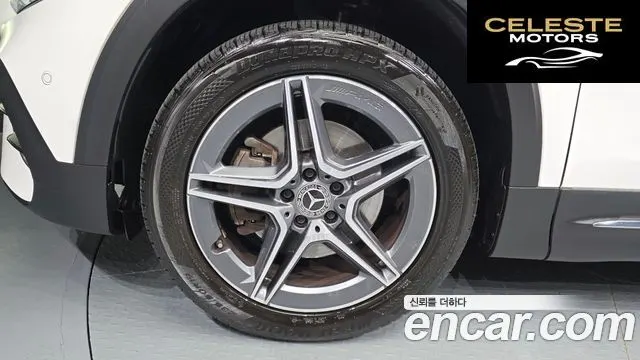 MERCEDES BENZ GLB-Classe X247 GLB250 4MATIC 2021 — photo 5 sur 31