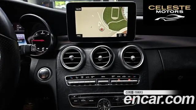 MERCEDES BENZ C-Classe W205 C250 d 4MATIC 2017 — photo 14 sur 20