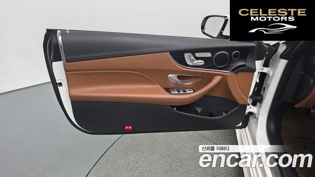 MERCEDES BENZ E-Classe W213 E220d Coupé 2017 — photo 15 sur 36