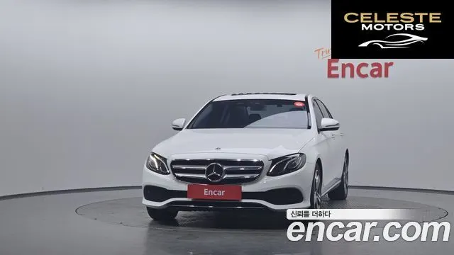 MERCEDES BENZ E-Classe W213 E300 Avantgarde 2019 — photo 3 sur 31