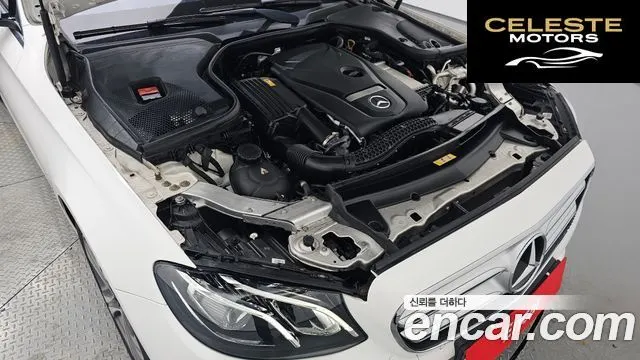 MERCEDES BENZ E-Classe W213 E300 Avantgarde 2019 — photo 6 sur 31