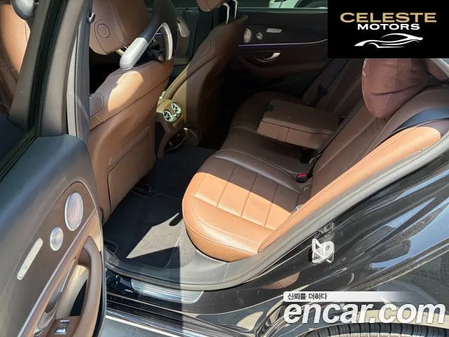 MERCEDES BENZ E-Classe W213 E300 4MATIC Avantgarde 2019 — photo 14 sur 26
