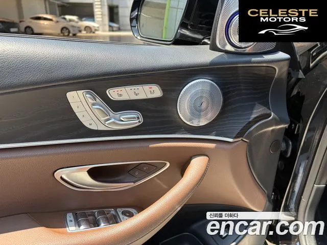 MERCEDES BENZ E-Classe W213 E300 4MATIC Avantgarde 2019 — photo 16 sur 26