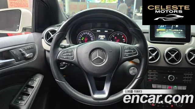 MERCEDES BENZ B-Classe W246 B200 CDI 2015 — photo 13 sur 20