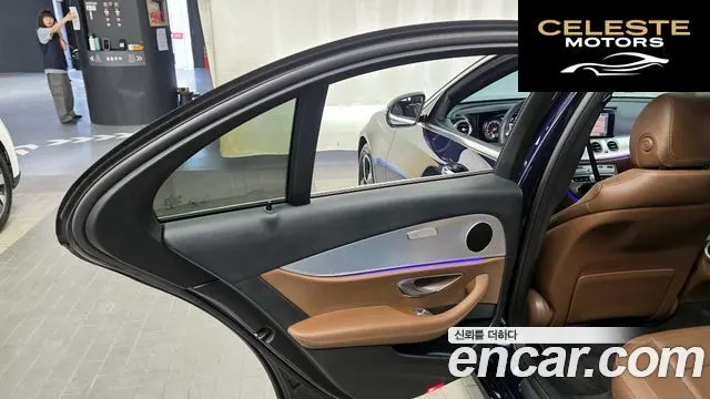 MERCEDES BENZ E-Classe W213 E250 Avantgarde 2020 — photo 15 sur 32