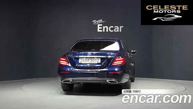 MERCEDES BENZ E-Classe W213 E250 Avantgarde 2020 — photo 4 sur 32