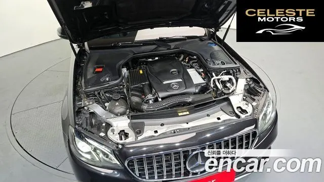 MERCEDES BENZ E-Classe W213 E250 Avantgarde 2020 — photo 6 sur 20