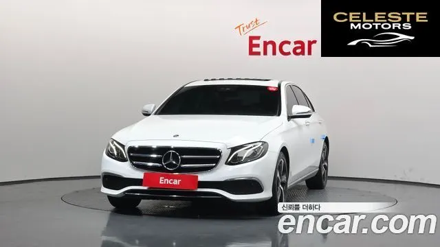 MERCEDES BENZ E-Classe W213 E250 Avantgarde 2020 — photo 3 sur 41