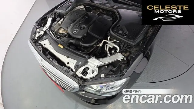 MERCEDES BENZ E-Classe W213 E220d 4MATIC Exclusive 2020 — photo 6 sur 32