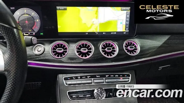 MERCEDES BENZ E-Classe W213 E220d Coupé 2018 — photo 16 sur 20