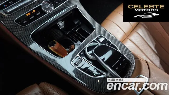 MERCEDES BENZ E-Classe W213 E400 4MATIC Coupé 2017 — photo 12 sur 33