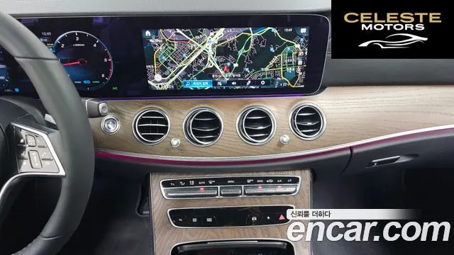 MERCEDES BENZ E-Classe W213 E220d 4MATIC Exclusive 2023 — photo 21 sur 31