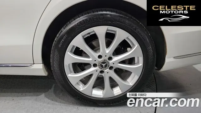 MERCEDES BENZ E-Classe W213 E220d Exclusive 2019 — photo 7 sur 39