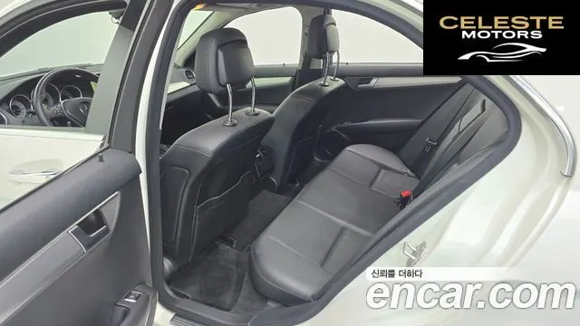 MERCEDES BENZ C-Classe W204 C200 CGI Avantgarde 2012 — photo 11 sur 20
