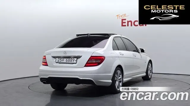 MERCEDES BENZ C-Classe W204 C200 CGI Avantgarde 2012 — photo 2 sur 20