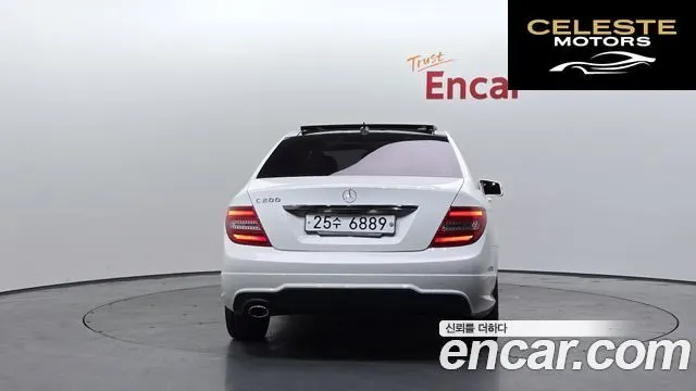 MERCEDES BENZ C-Classe W204 C200 CGI Avantgarde 2012 — photo 4 sur 20