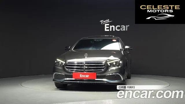 MERCEDES BENZ E-Classe W213 E300e 4MATIC Exclusive 2021 — photo 3 sur 35