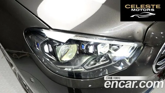 MERCEDES BENZ E-Classe W213 E300e 4MATIC Exclusive 2021 — photo 8 sur 35