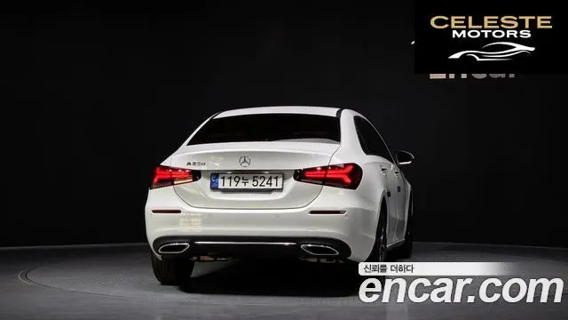 MERCEDES BENZ A-Classe W177 A220 Berline 2023 — photo 4 sur 20