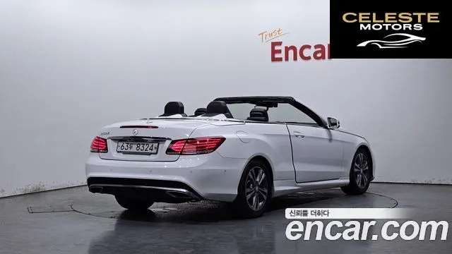 MERCEDES BENZ E-Classe W212 E200 Cabriolet 2014 — photo 2 sur 20