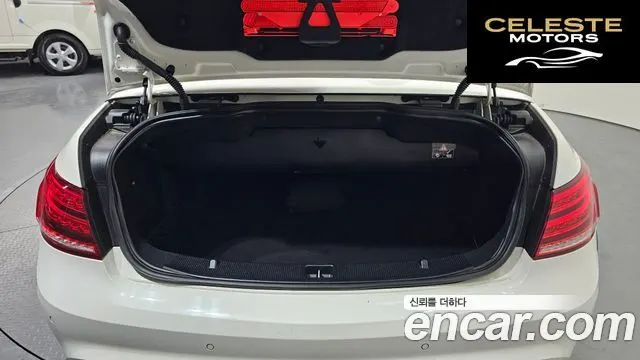 MERCEDES BENZ E-Classe W212 E200 Cabriolet 2014 — photo 20 sur 20