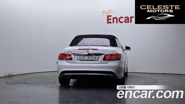 MERCEDES BENZ E-Classe W212 E200 Cabriolet 2014 — photo 4 sur 20