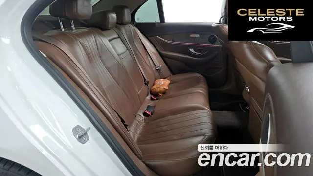 MERCEDES BENZ E-Classe W213 E300 Exclusive 2017 — photo 17 sur 30